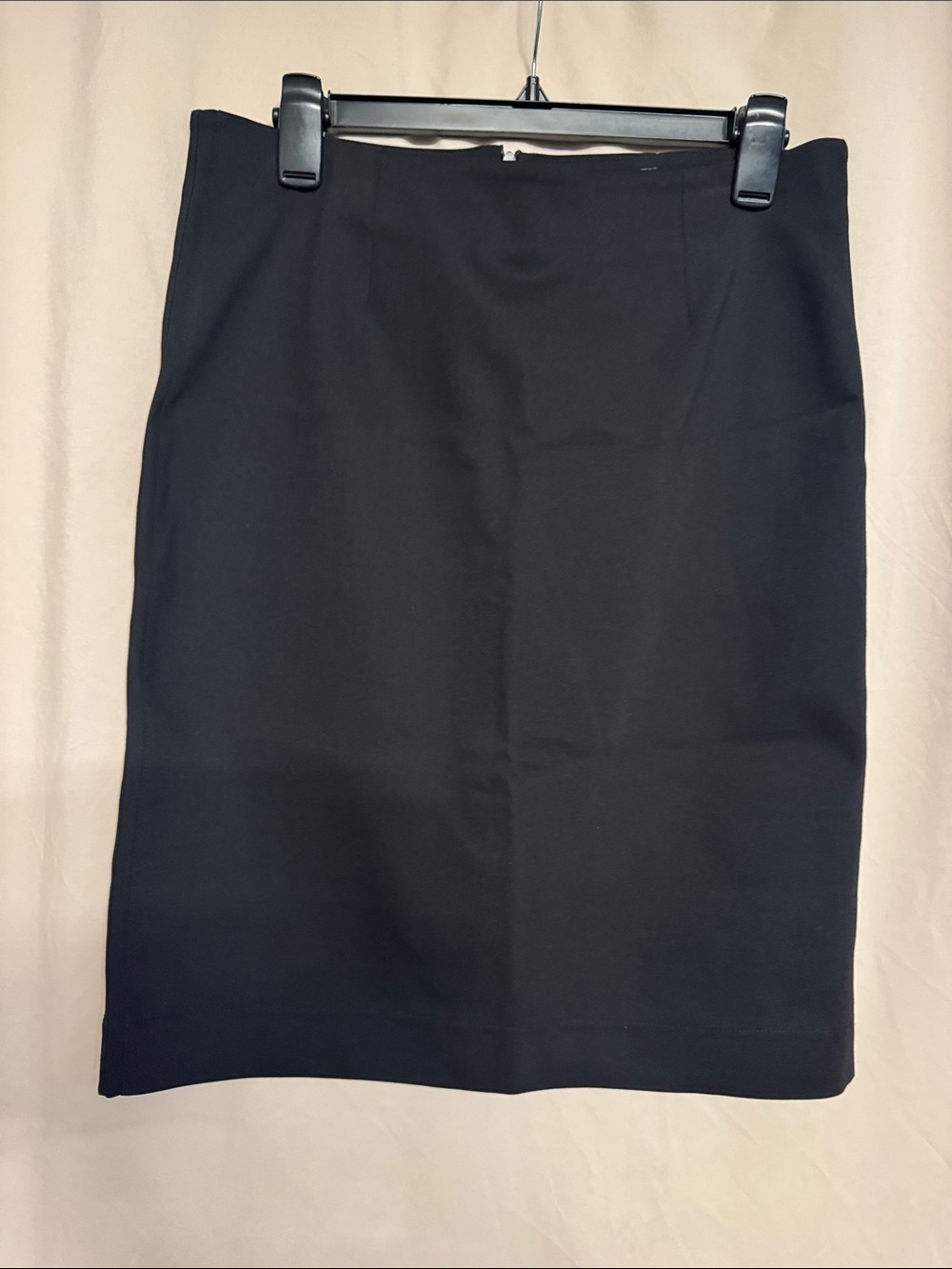 Bleu Blanc Rouge Pencil Skirt, Size 40, US 8/M, Color Black
